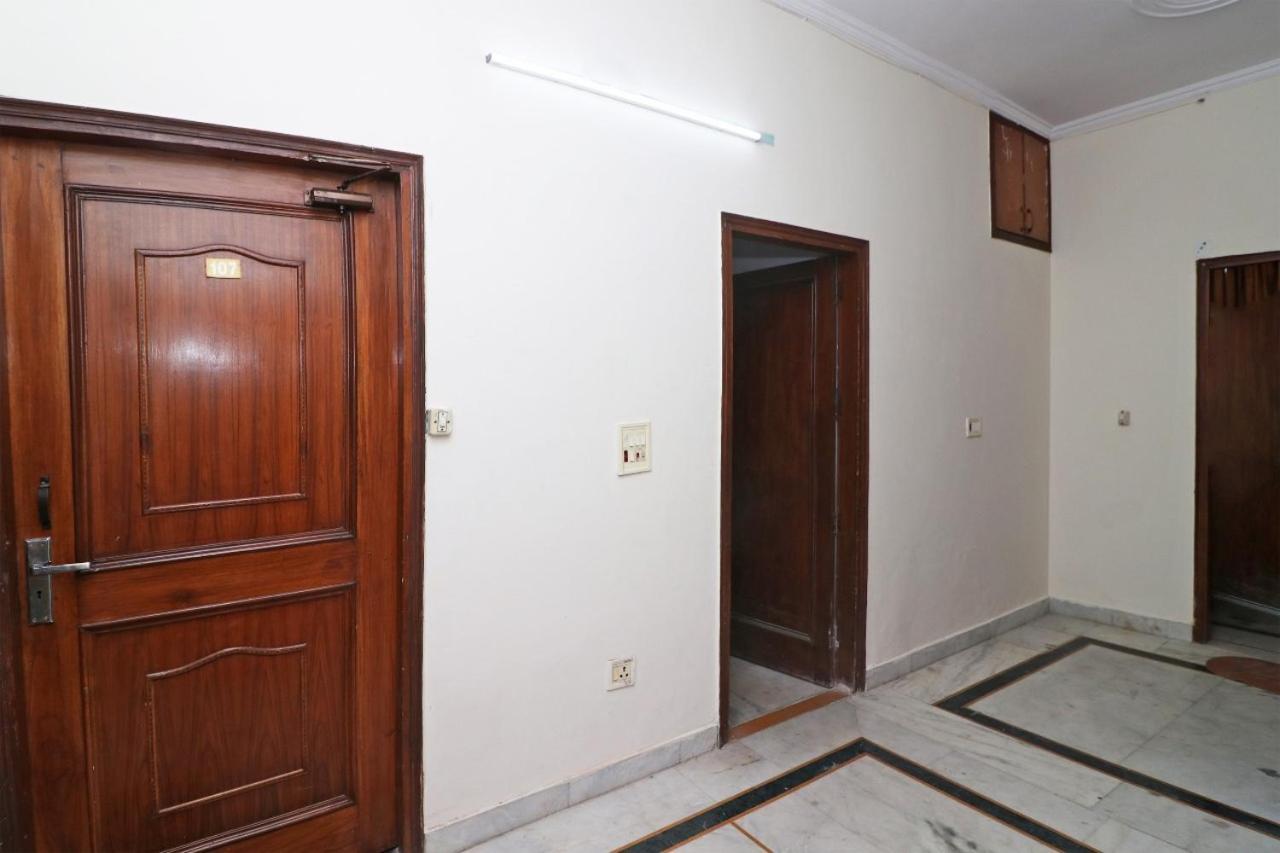 Hari Villa Residency --Near Noida Indoor Stadium المظهر الخارجي الصورة